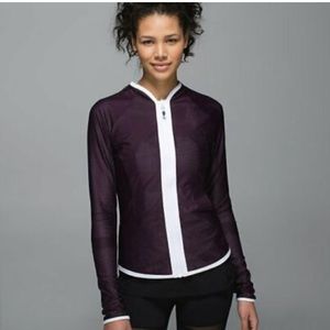 Lululemon Find Your Bliss Jacket in Mulberry / White - EXCELLENT condition